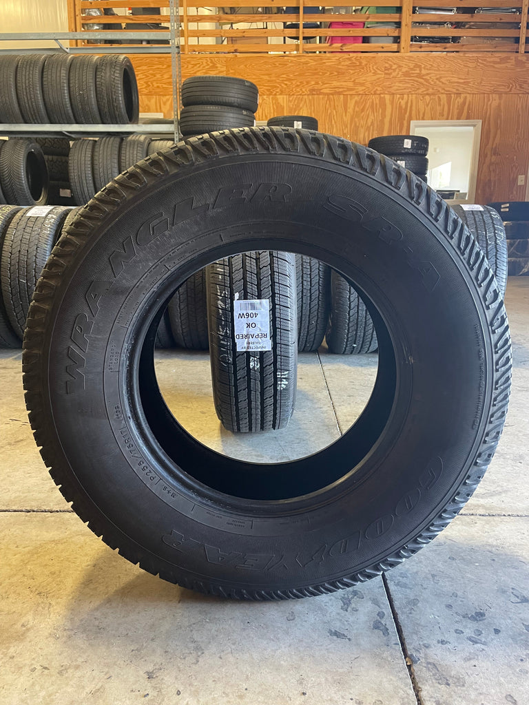 SINGLE 255/75R17 Goodyear Wrangler SR-A 113 S SL - Used Tires | Wheels  Below – Wheels Below Retail