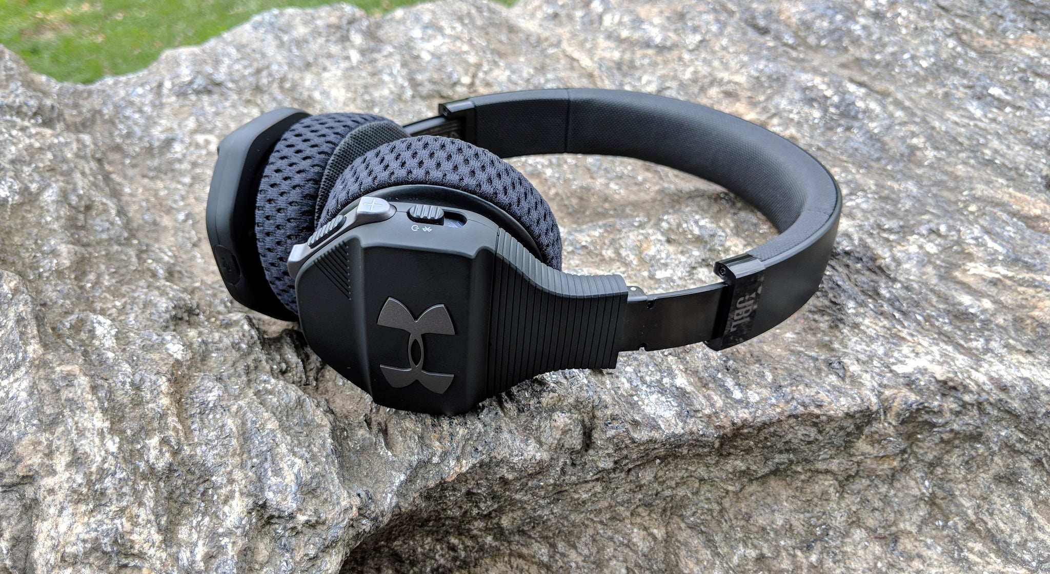 under armour sport headphones