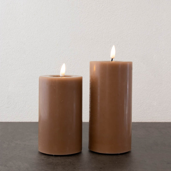 LED stearinlys - Caramel brun - Real Flame Ø7,5 x 12,5cm