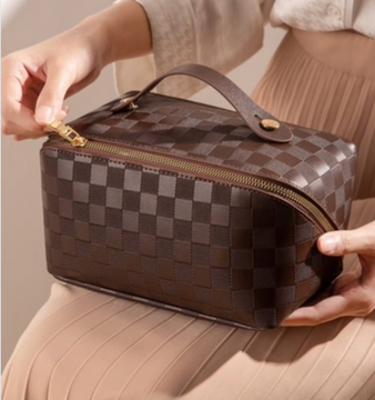 VEGAN LEATHER CHECKERED MAKEUP BAG - Brown