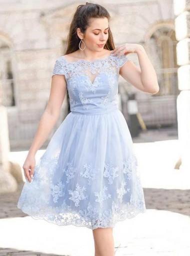 pale blue knee length dress