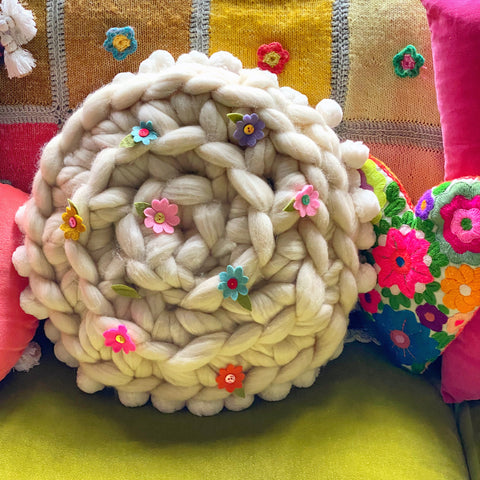 Giant Crochet Cushion / Extreme Crochet Cushion using Wool Tops