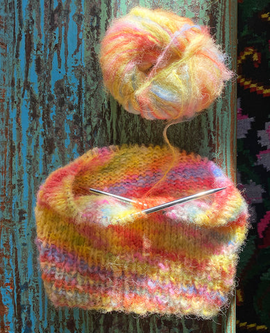 Free Hat Knitting Pattern : Fashion Light Luxury Hand Dyed