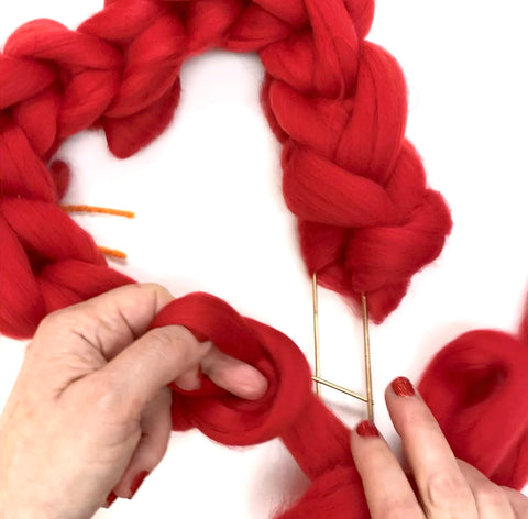 How to Make A Valentines Heart Shaped Wreath using Wool Tops DIY