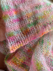 Free Shrug Pattern : Kid Silk Mohair hand dyed by Gilliangladrag