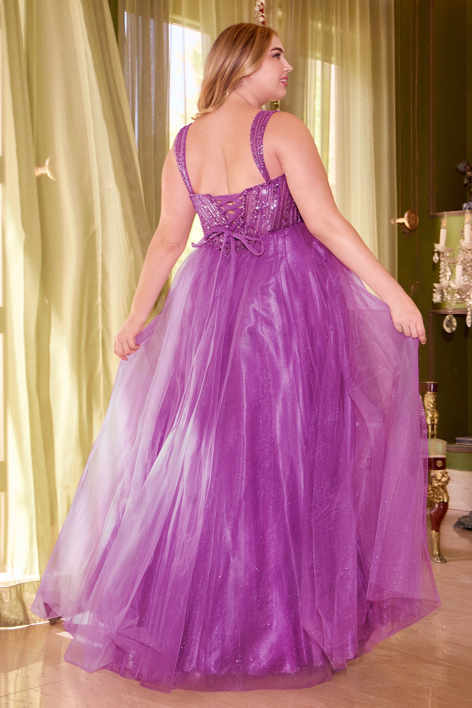 FEMME Curves LEIA Plus Size Tulle A Line Prom & Formal Dress