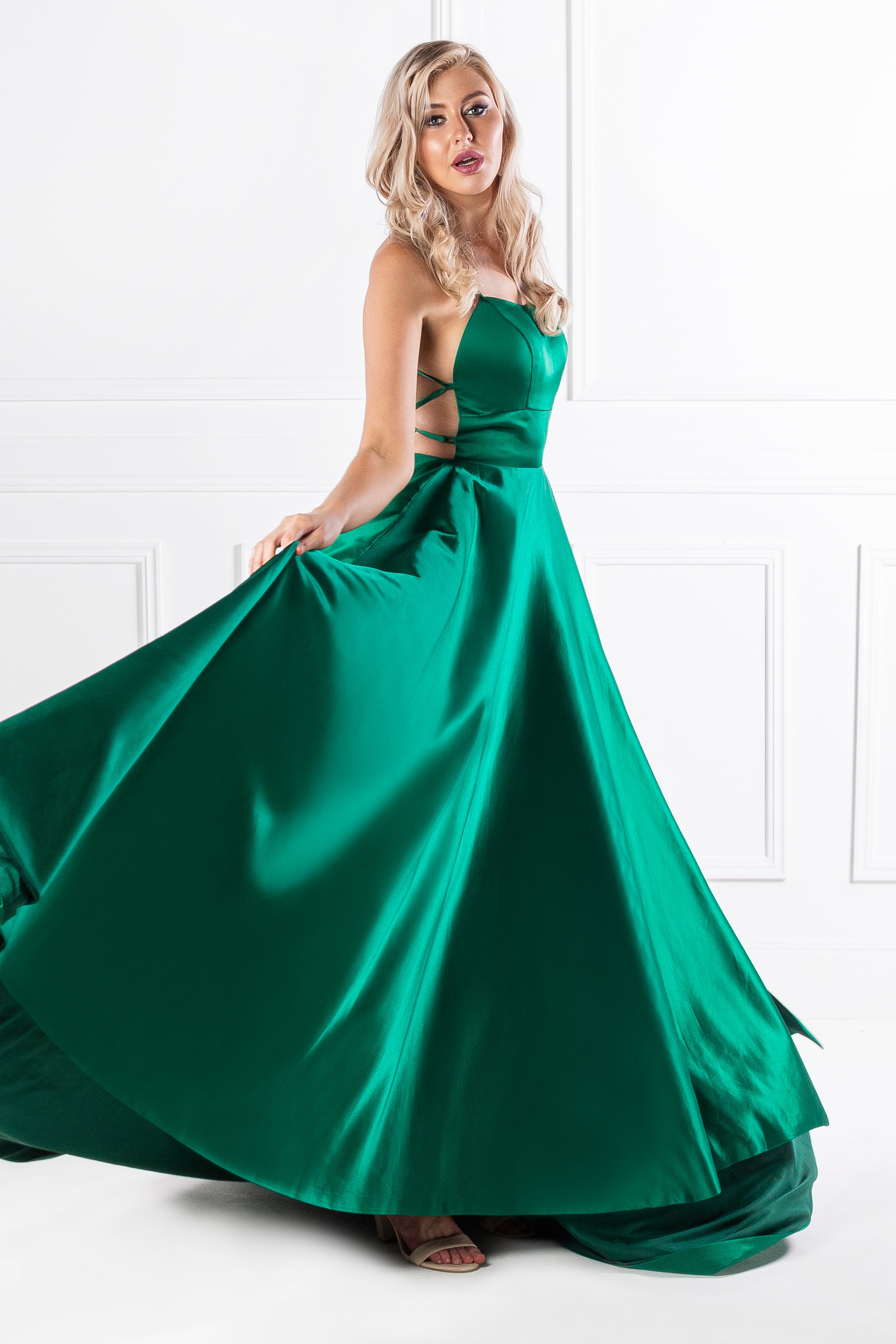 Honey Couture SHERRI Emerald Green Lace Up Back Satin Formal Gown