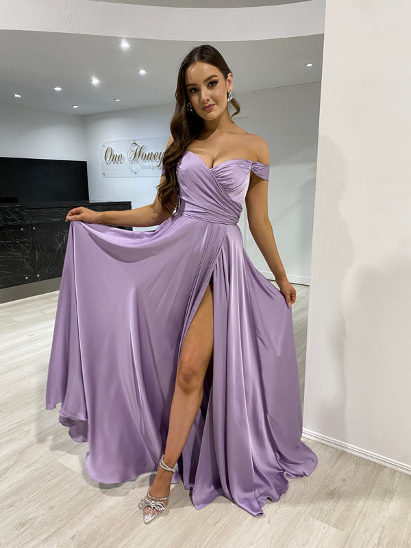 Aggregate 92+ about lilac dress australia latest - daotaonec