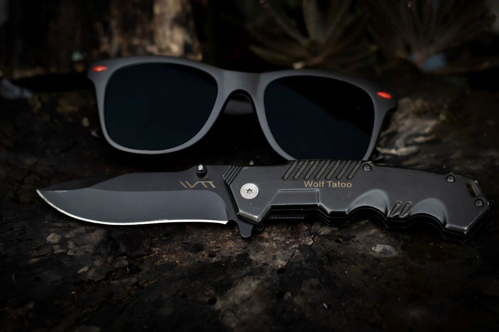 Tactical knife and Sunglasses for extra protection