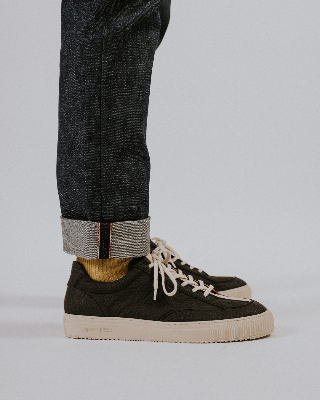 Men’s Slim Tapered Fit Japanese Selvedge Denim Jeans | Hiut Denim Co.