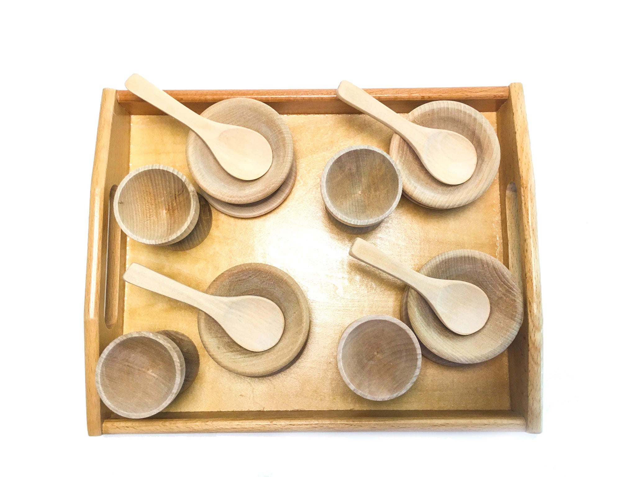 play kitchen plates and cups