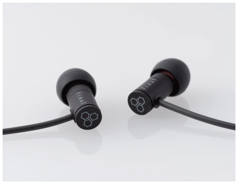 Final Audio VR500 Earphones for Gaming with Mic & Control Earpiece Swing Mechanism