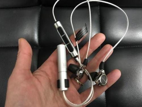 Revisão dos fones de ouvido intra-auriculares sem fio Beyerdynamic Xelento