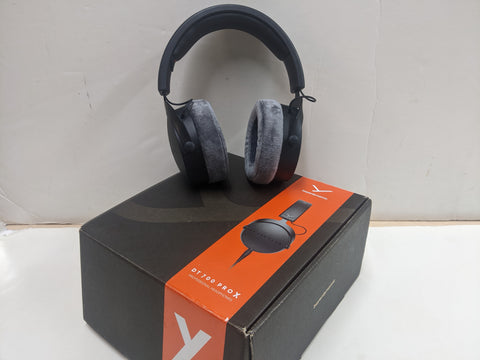 Beyerdynamic DT 700 Pro X fones de ouvido fechados monitoração de gravação mixagem neutra plana analítica embalagem caixa acessível