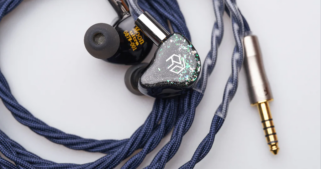 Yanyin Moonlight Ultra Universal In-Ear Monitors with cable