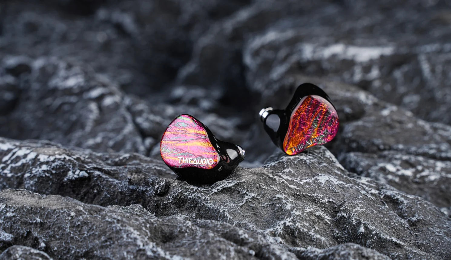 Thieaudio Monarch MKIII (Custom Design) Electrostatic Universal In-Ear Monitor 16 Thieaudio Monarch MKIII Custom Front Face