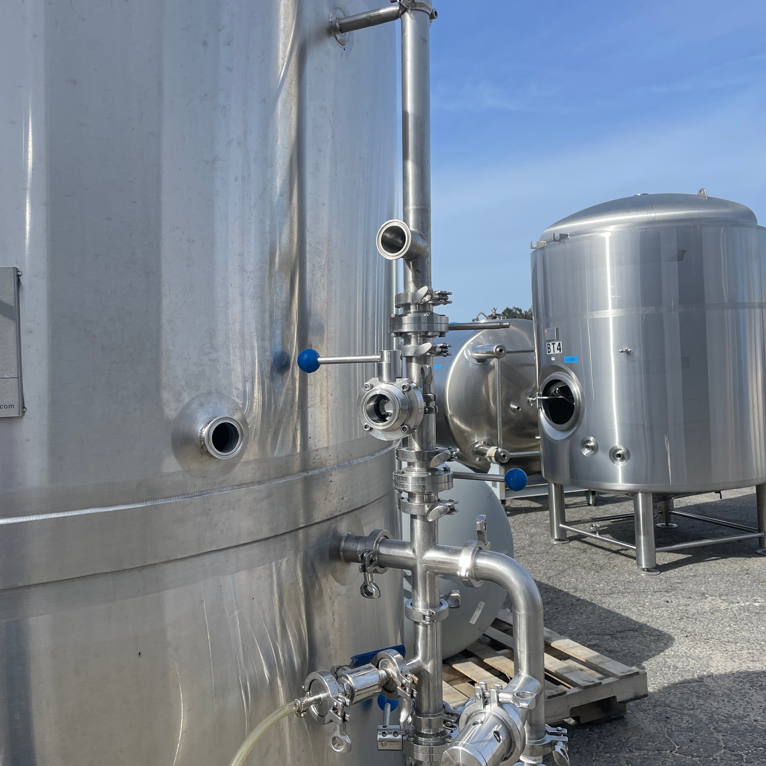 40bbl Glacier Brite Tank – Beverage Equipment Traders