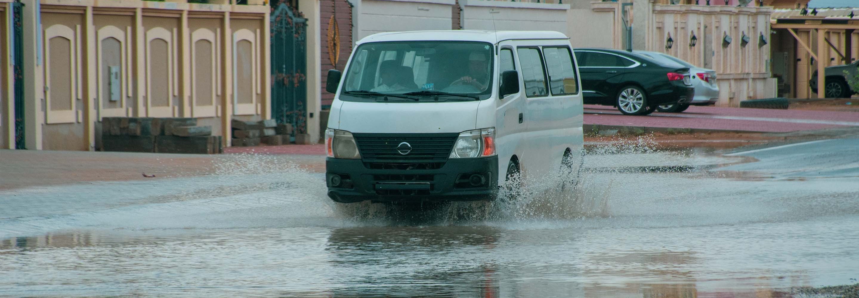 There is flooding in Al Ain. Protect yourself from mold and follow health recommendations. Click here.