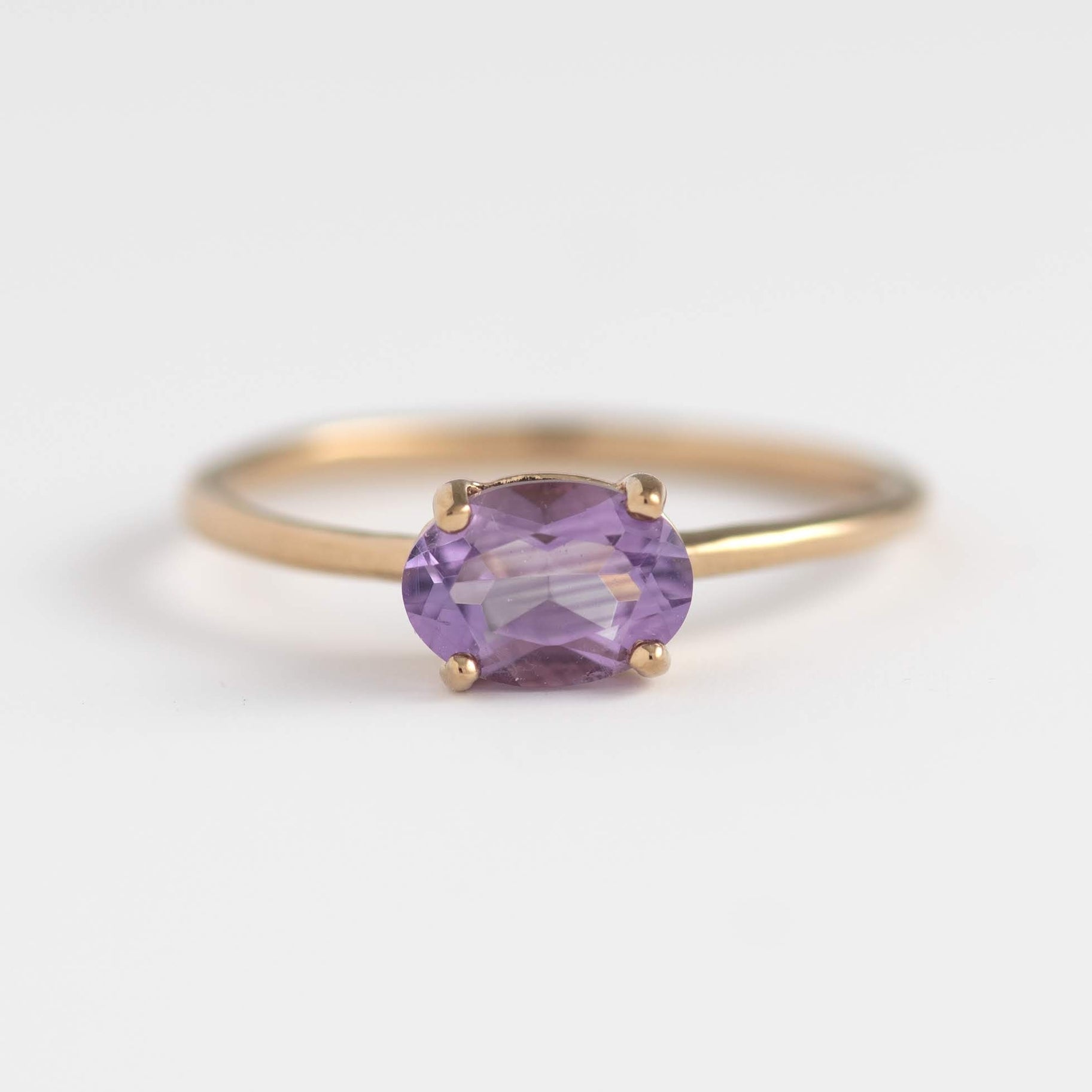 Cecile Oval Amethyst Band in Gold Fill