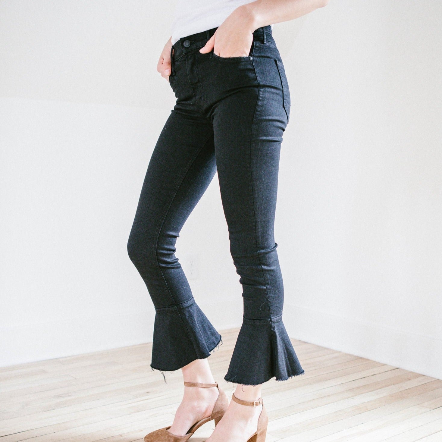 Mother Denim Cha Cha Fray Pants