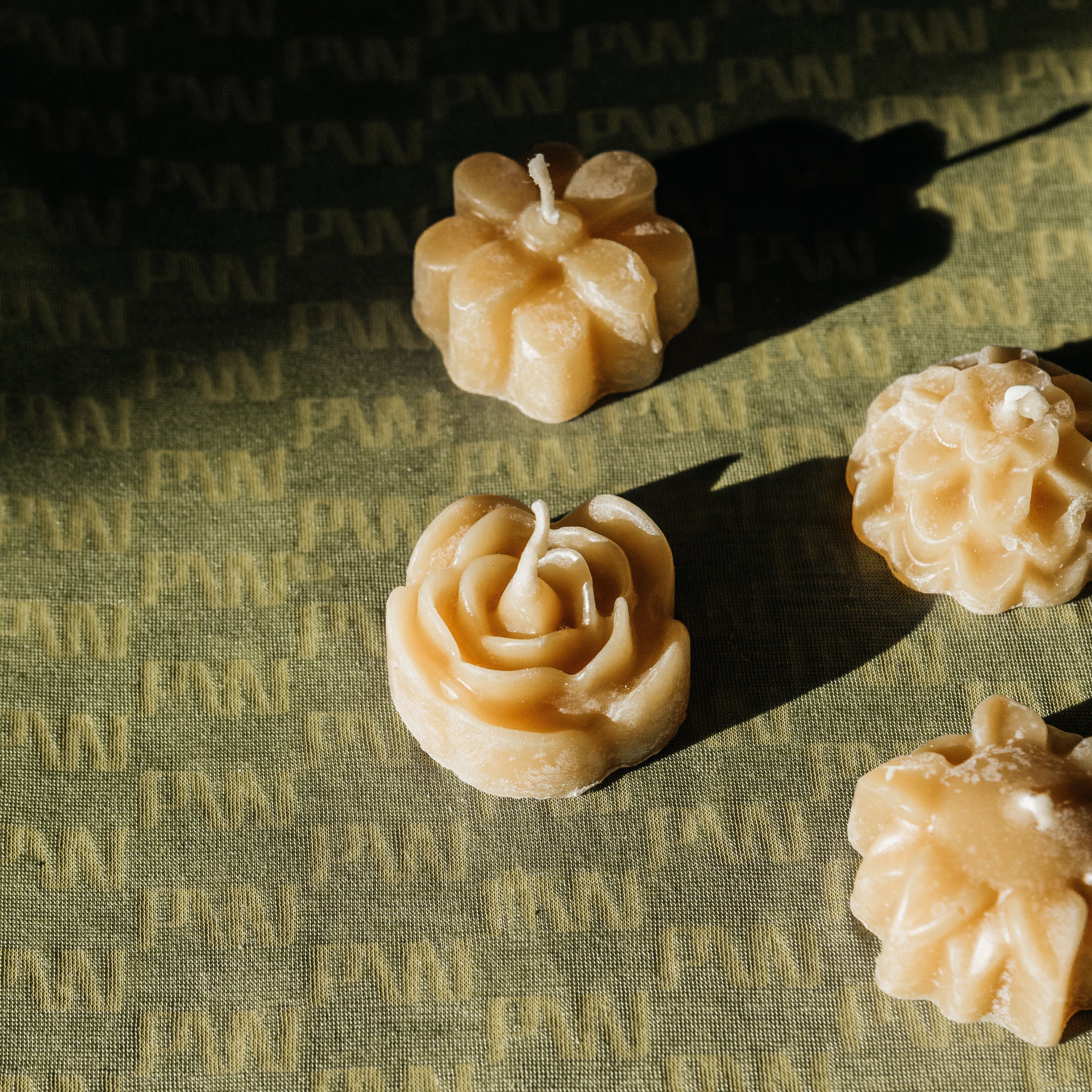 Beeswax Flower Tea Light Candle