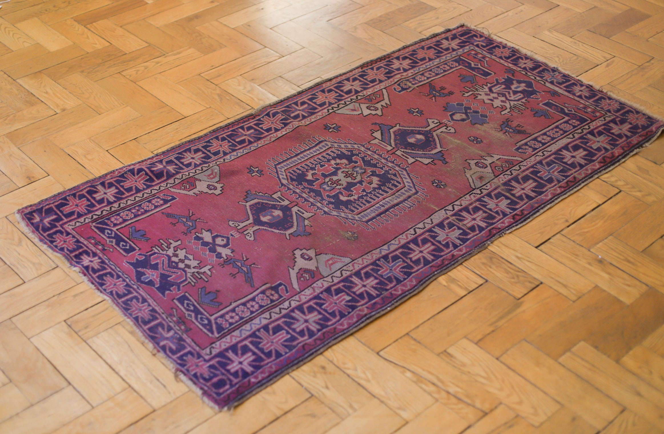 Henslin Antique Rug Number 316