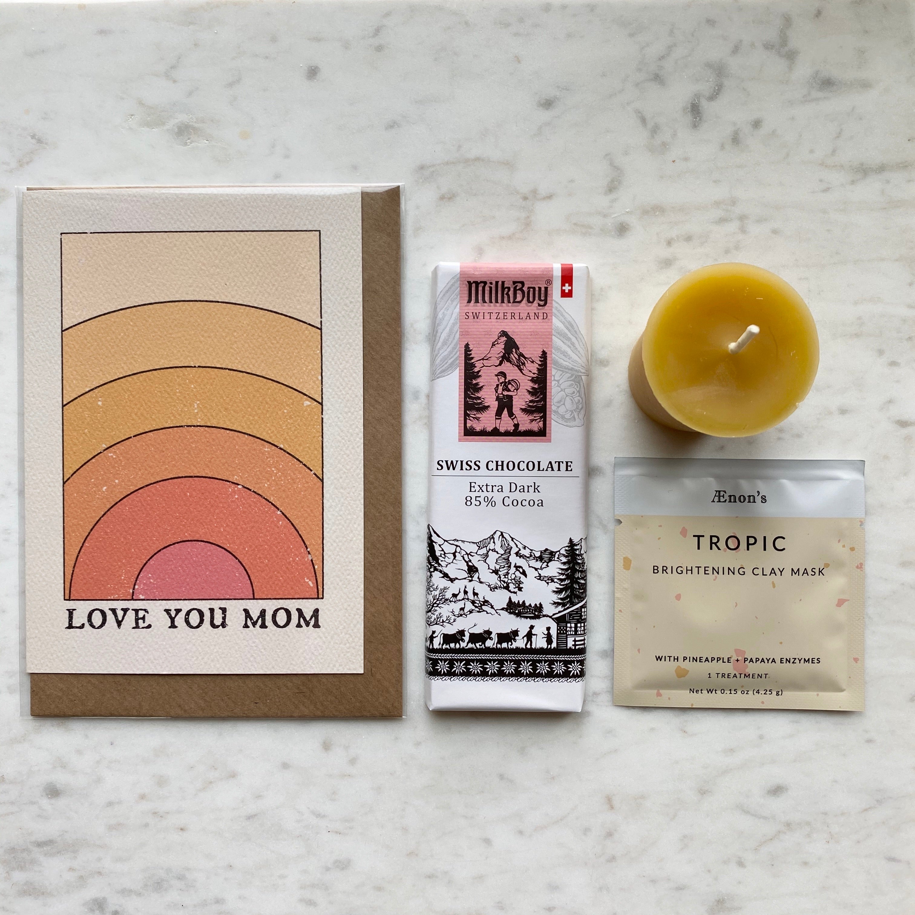 Love You Mom Petite Gift Box