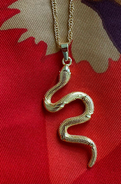 Hellena Slythering Snake Necklace in Gold – 