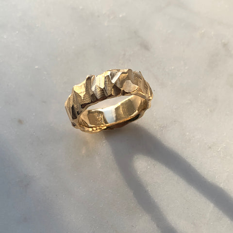 Bespoke ring in 14 karat gold. Price: 16.000 DKK