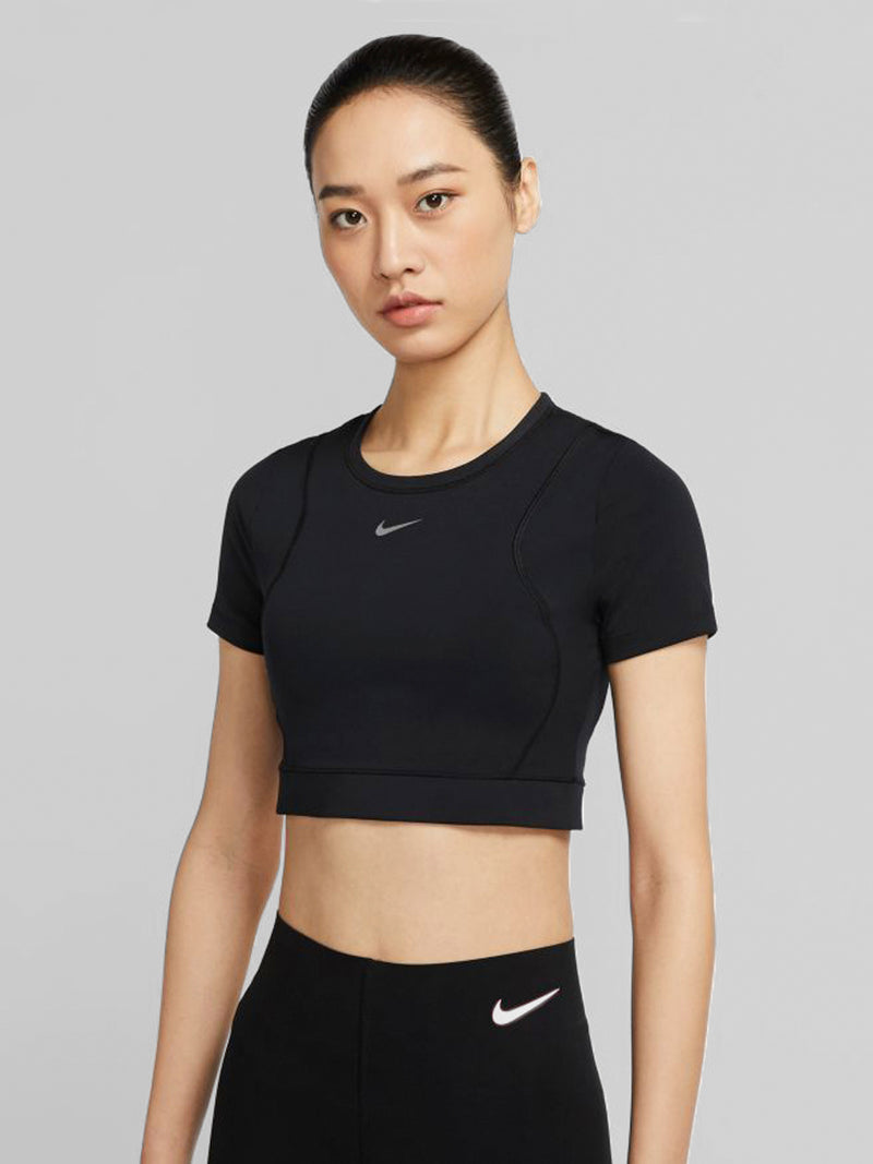 nike crop top tee