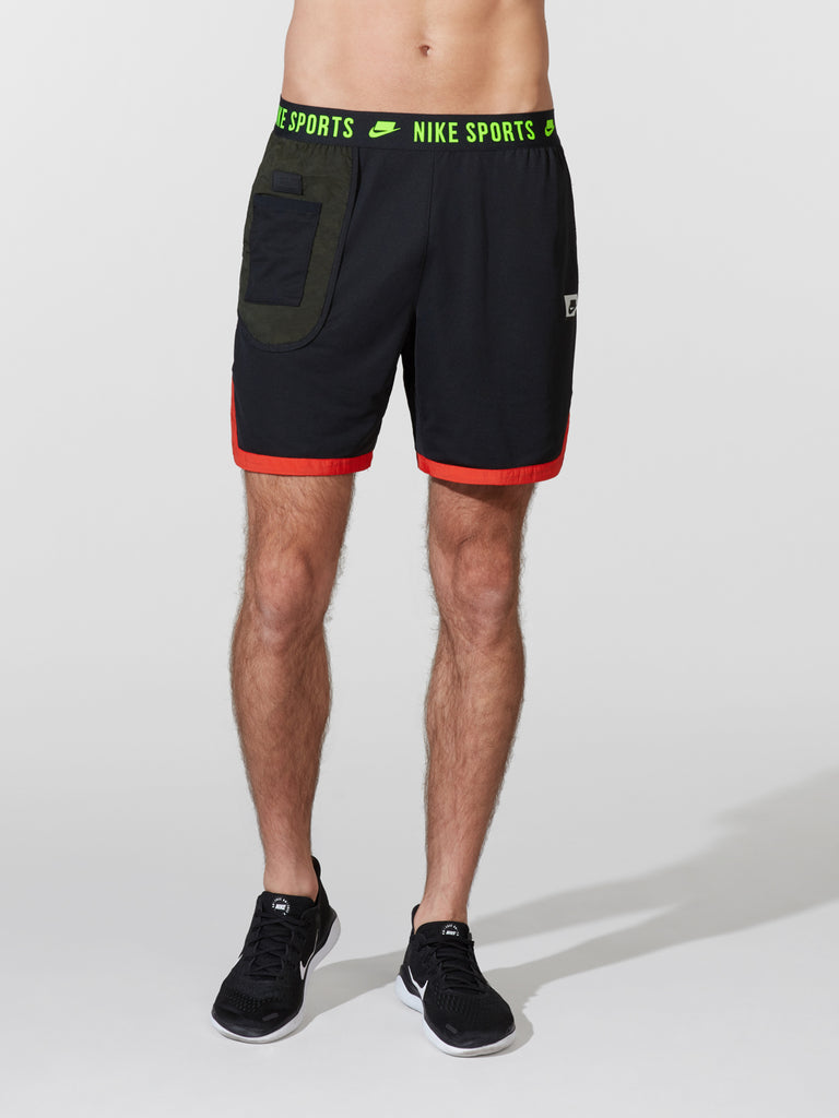 nike sports clash shorts