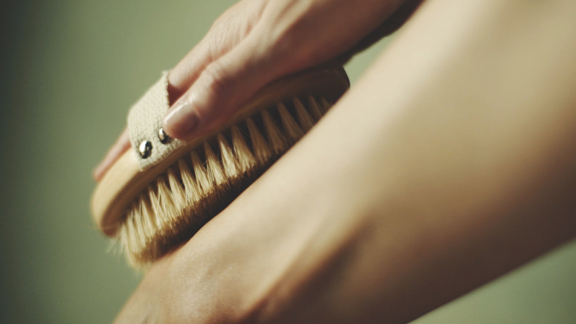 VOYA Body Brushing 