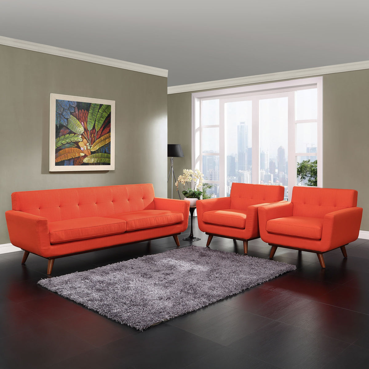 Серые стены оранжевый диван