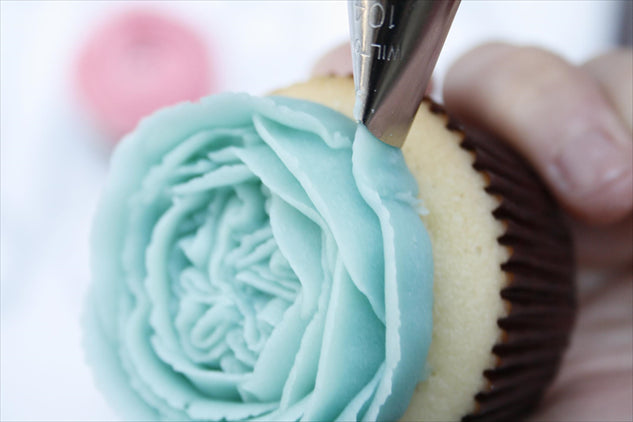 Art of Korean Cupcake Piping