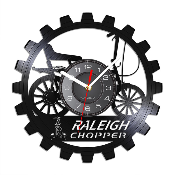 Introducing our Raleigh Chopper Vinyl Clock - the perfect blend of style and sustainability! 🚲🕰️