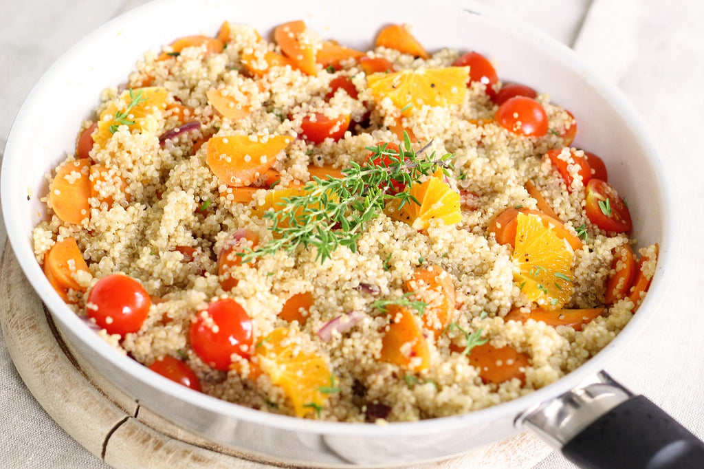 Quinoa with tomatoes and oranges