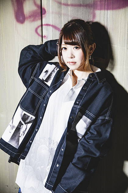 Mikuru, vocalist of Japanese girl band ELFRIEDE