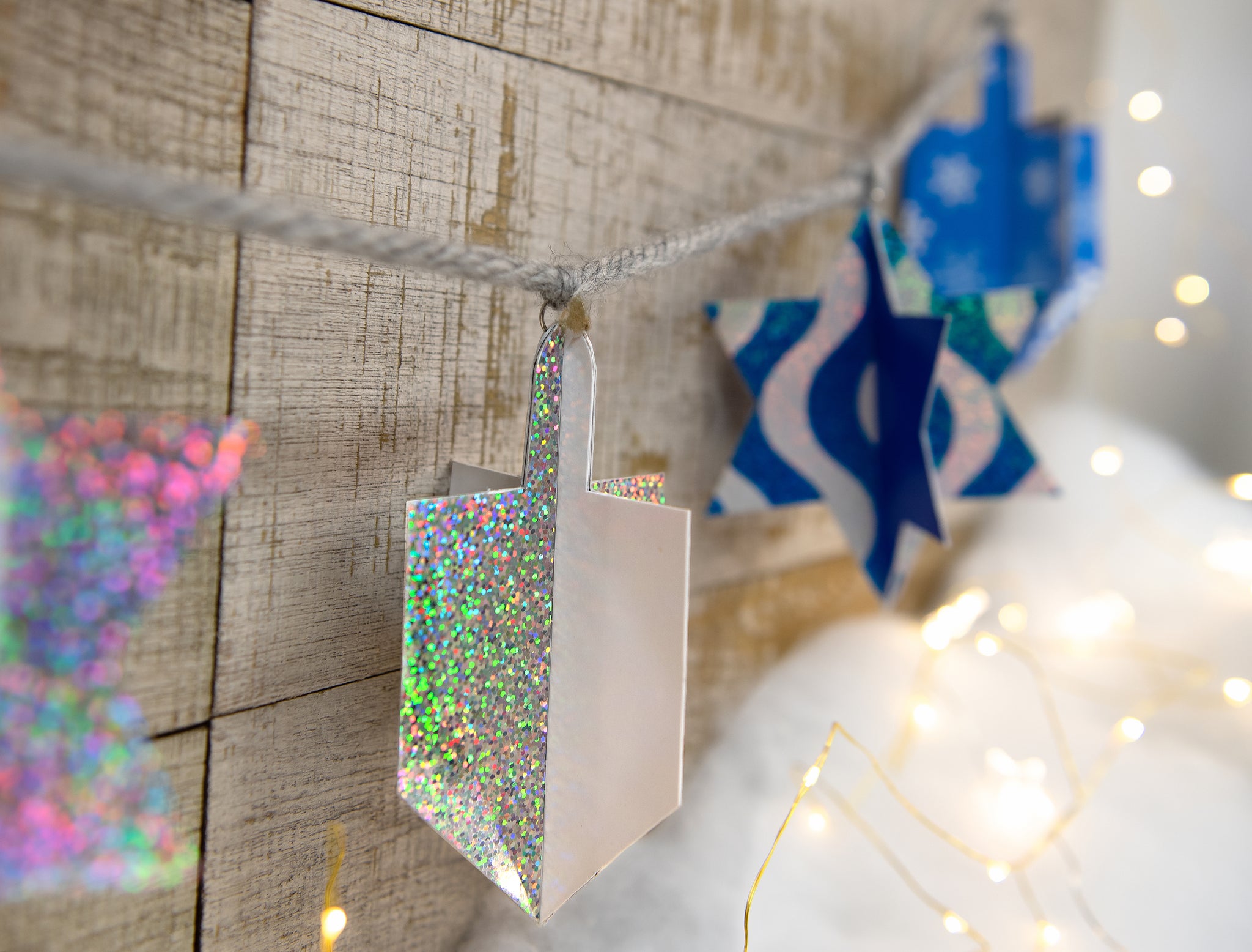 Dreidel and star of David Hanukkah garland DIY paper decoration