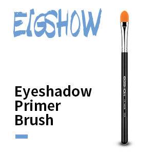 eyeshadow primer brush