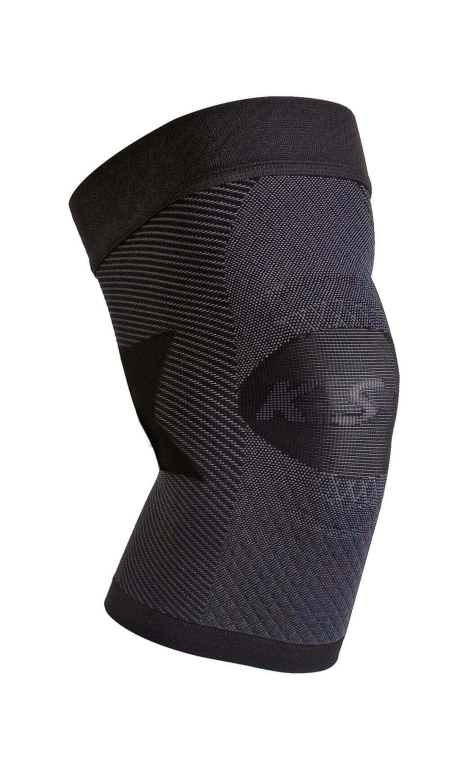 McDavid 425 Knee Support w/ Stays & Cross Straps