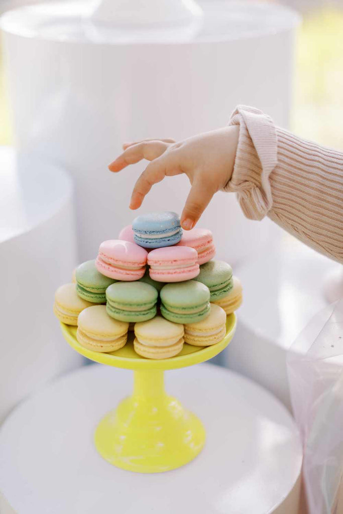 easter egg hunt macarons