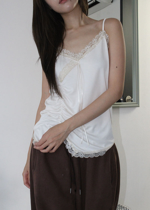 LACE SLIP SLEEVELESS