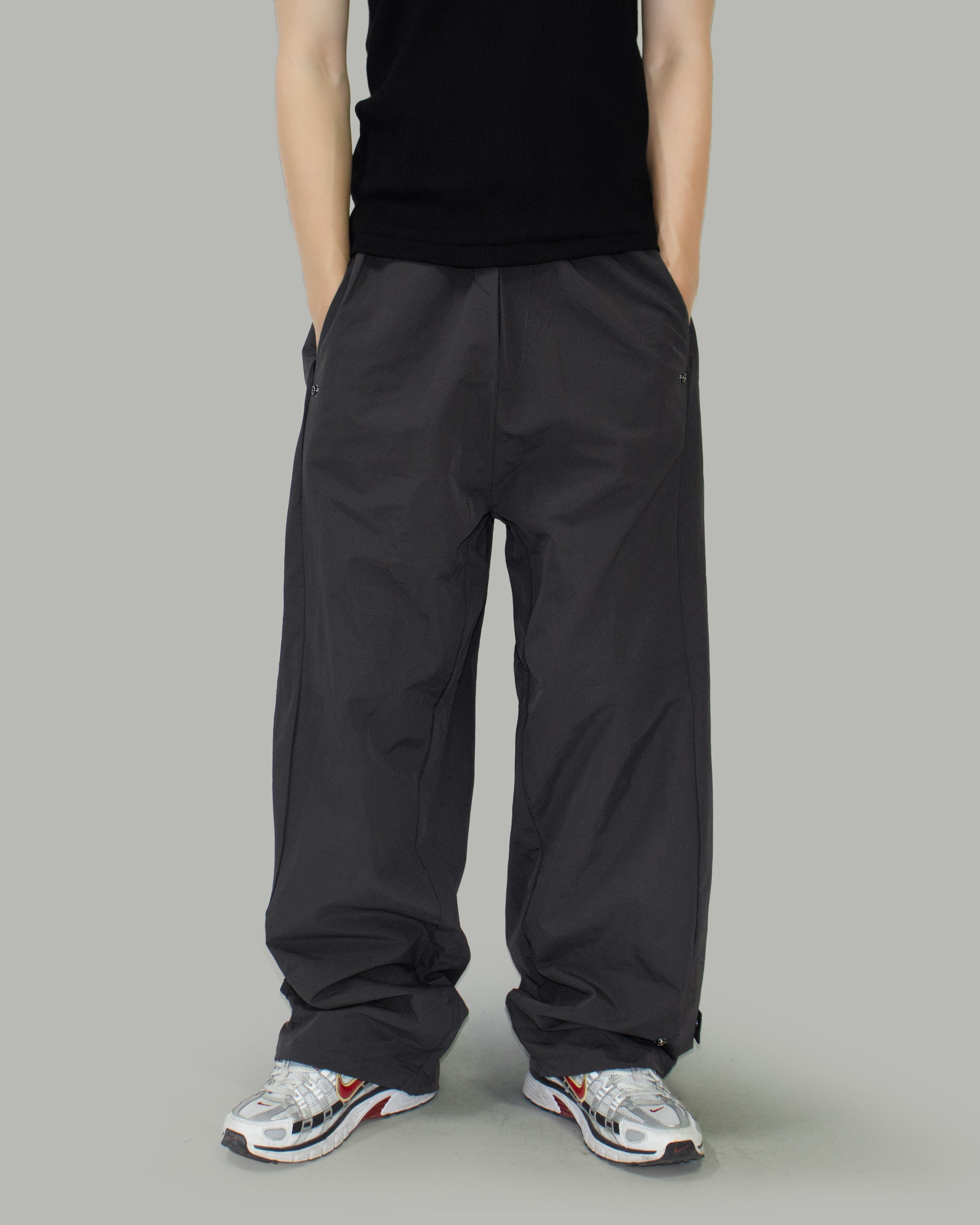 Snap button nylon pants