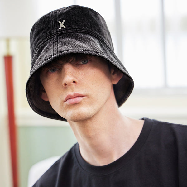 VA Stud Over Dying Denim Drop Bucket Hat / Black