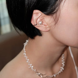 Pearl earcuff