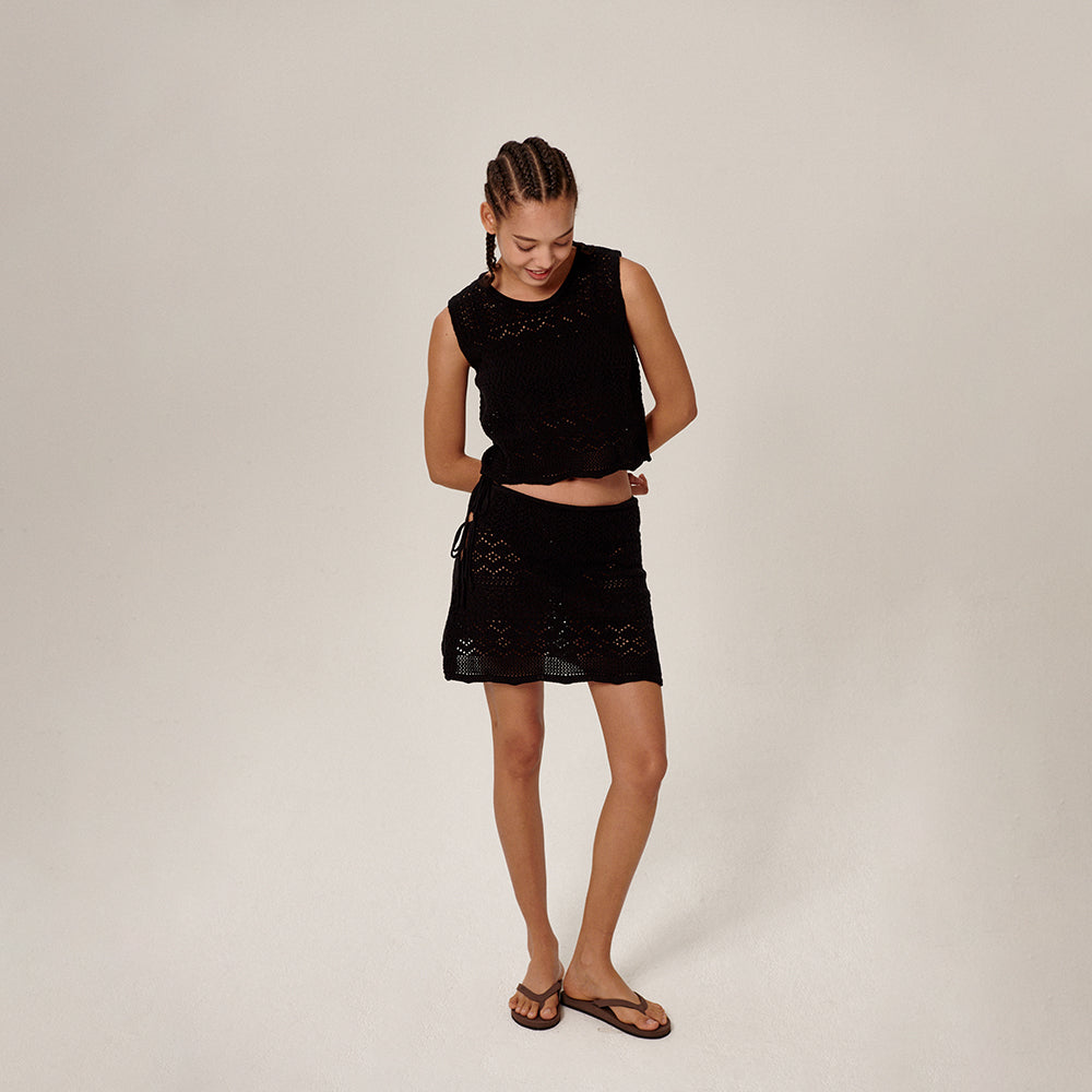 Tiki Knitted Sleeveless Black