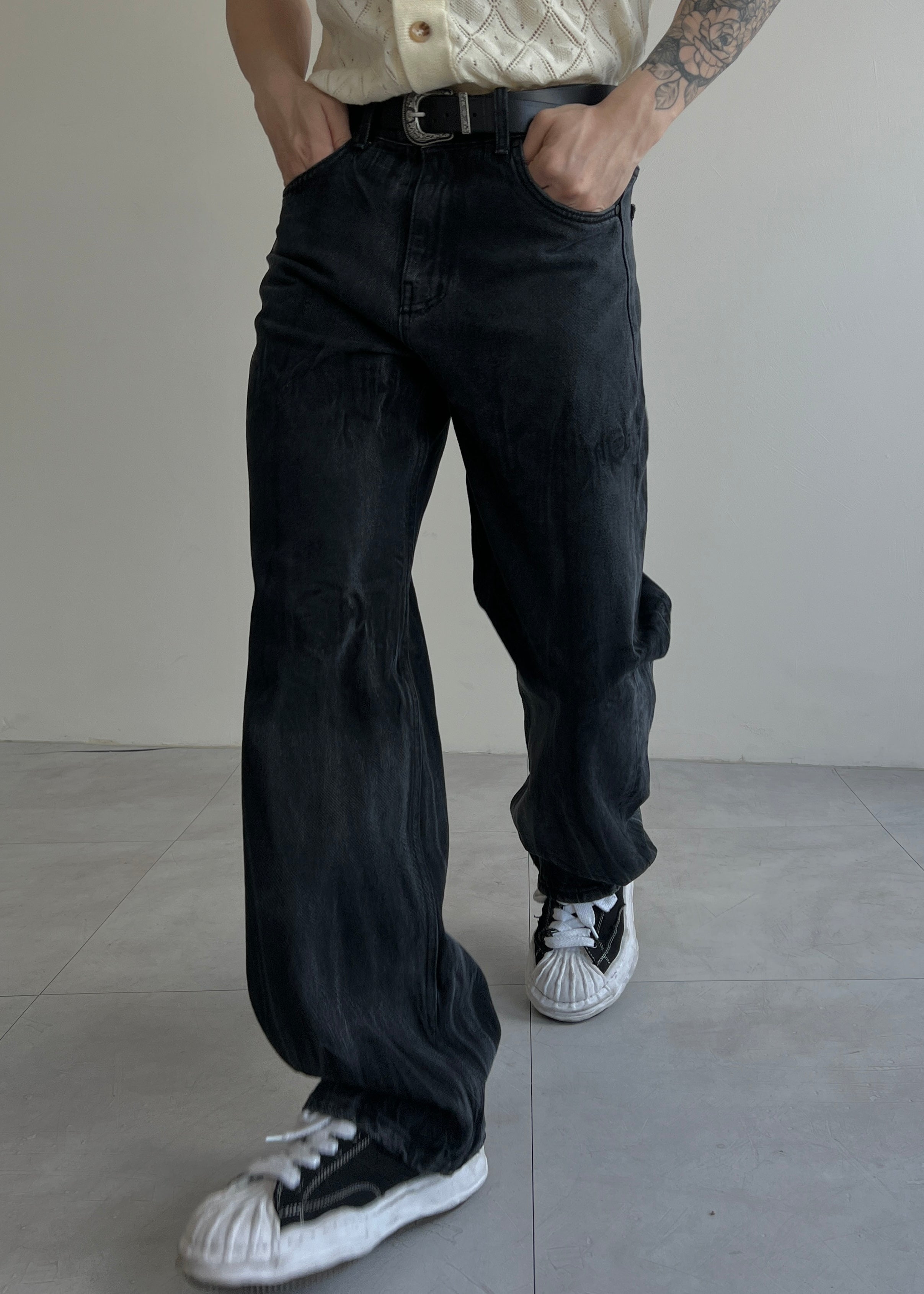 Wide Touch Washed Black Jeans(black)