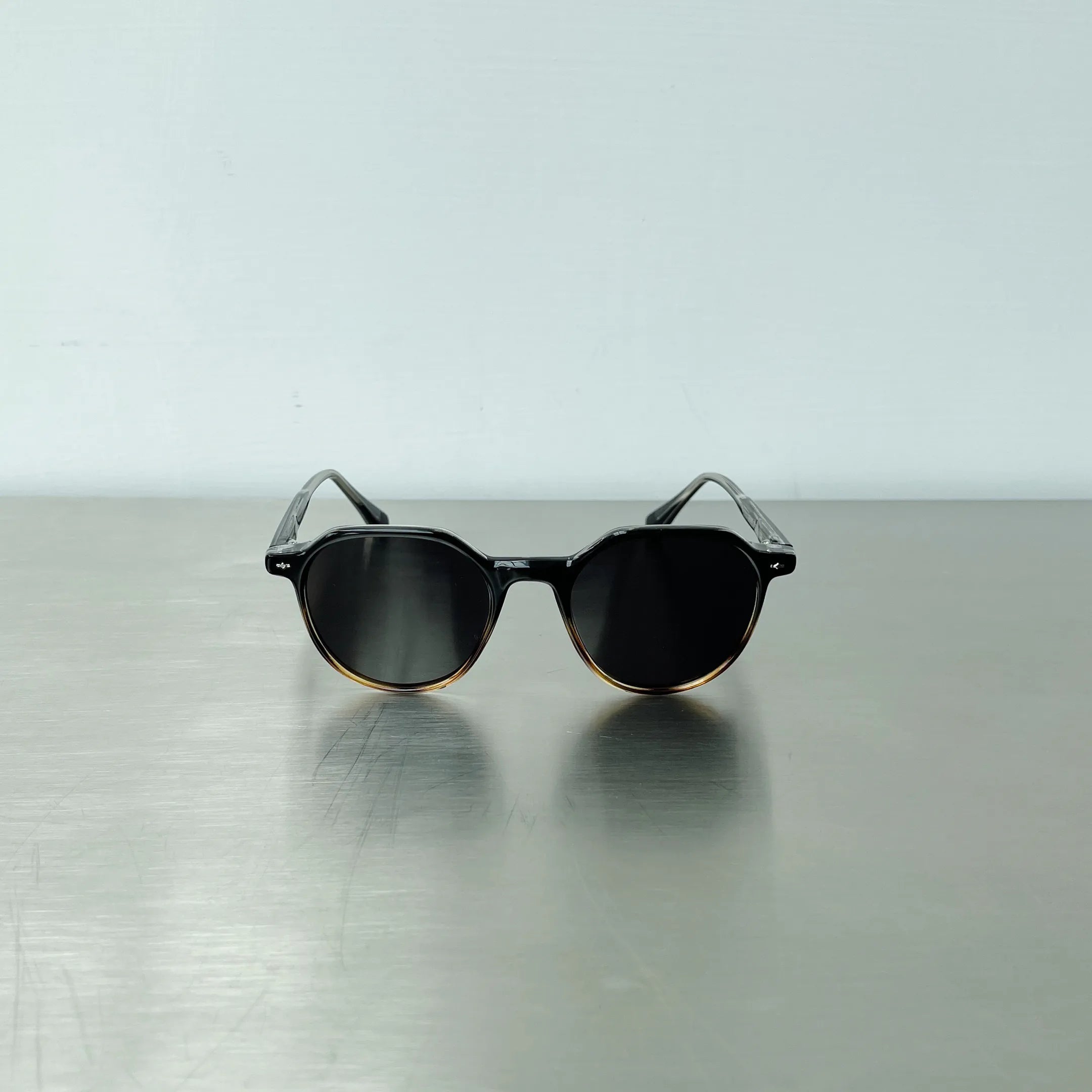 スタイルドアイグラスフレーム