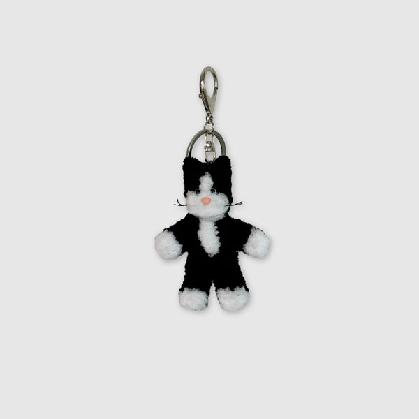 [made] tuxedo cat keyring