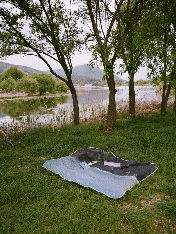 forest lake picnic mat